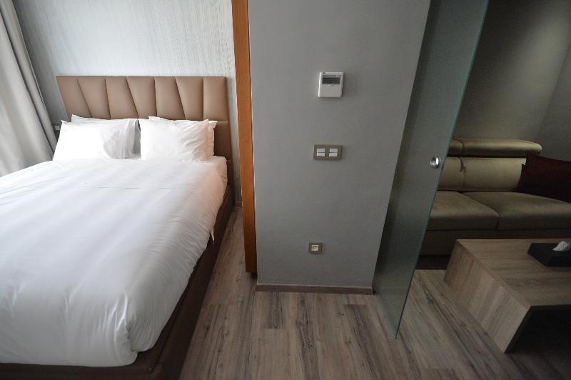 Le 22 Appart'Hotel Casablanca Exterior foto
